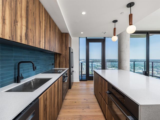 84 East Ave 3704, Austin, TX 78701