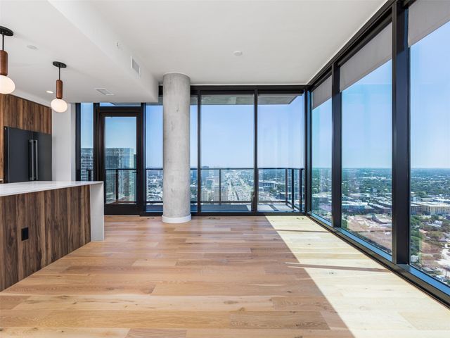 84 East Ave 3704, Austin, TX 78701