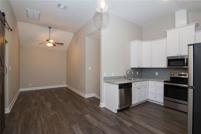 701 Hereford Street Garage Apartment, College Station, TX 77840