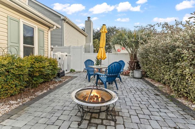 811 9th Ave. S, North Myrtle Beach, SC 29582