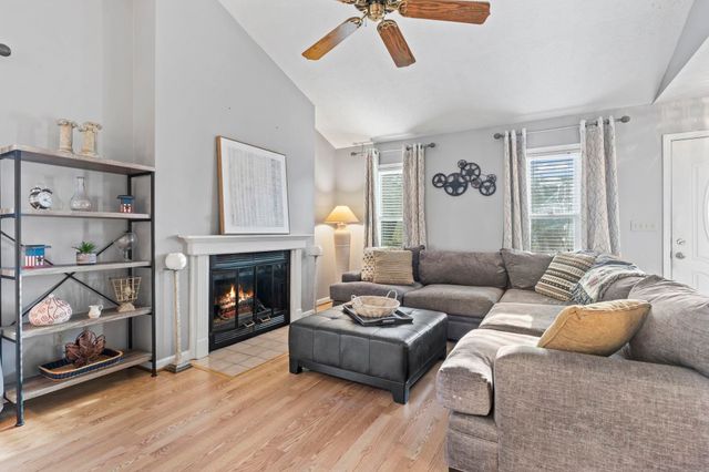 811 9th Ave. S, North Myrtle Beach, SC 29582