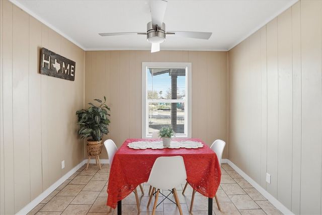 300 Nayer St, Alice, TX 78332