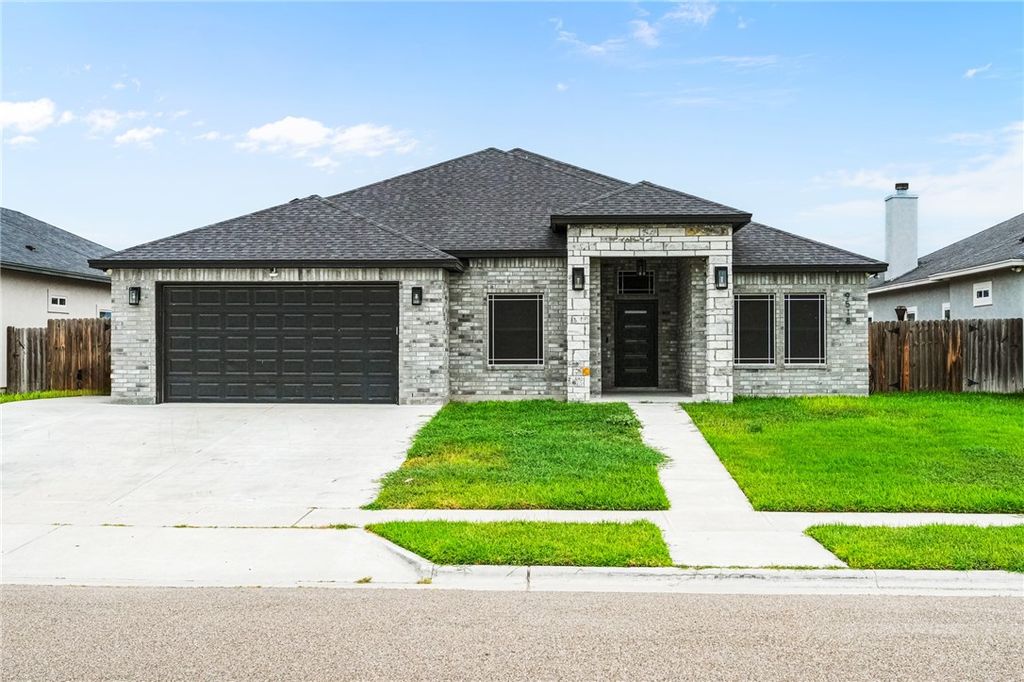 9518 Spanish Oak Dr, Corpus Christi, TX 78410 — exterior