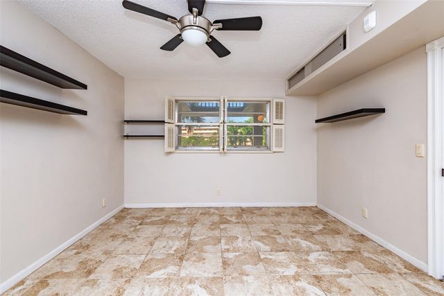 6300 NW 2nd Ave 206, Boca Raton, FL 33487