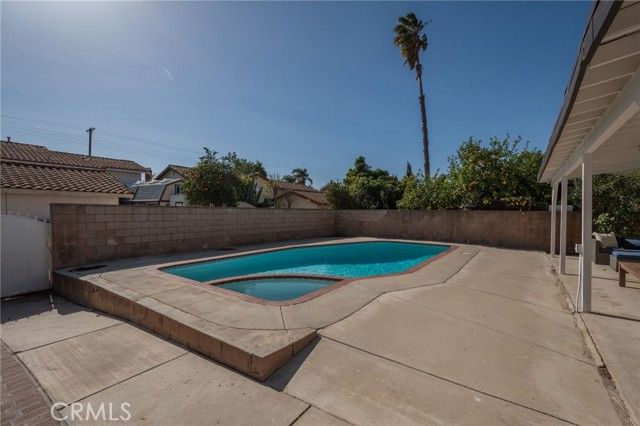 19828 Lull, Winnetka (los Angeles), CA 91306