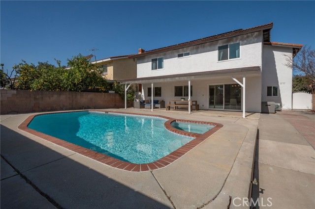 19828 Lull, Winnetka (los Angeles), CA 91306