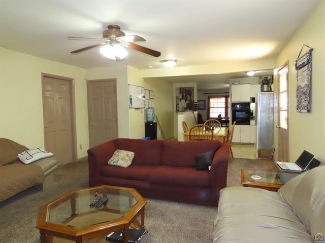 5401 SW 28th ST, Topeka, KS 66614