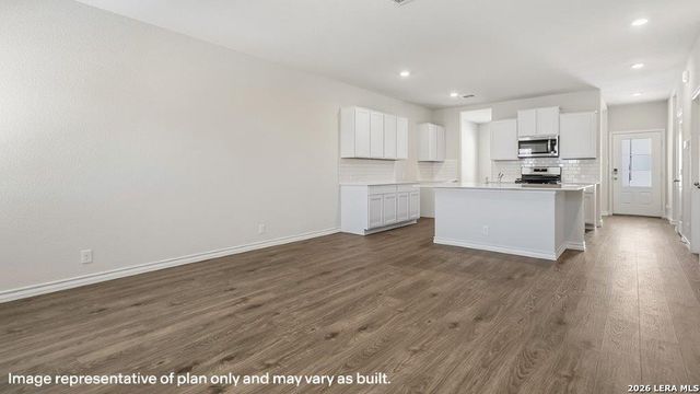 111 Tawny Owl, San Antonio, TX 78253