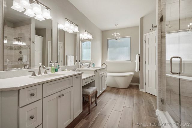 21581 E Pecan Drive, Catoosa, OK 74015