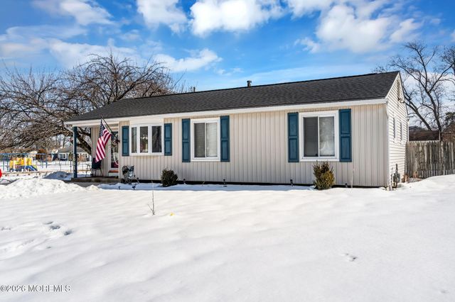 1001 Ensign Avenue, Beachwood, NJ 08722