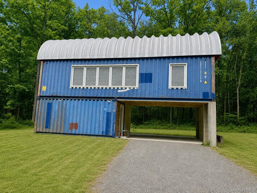 40 Pioneer Road, Gardiner, NY 12525