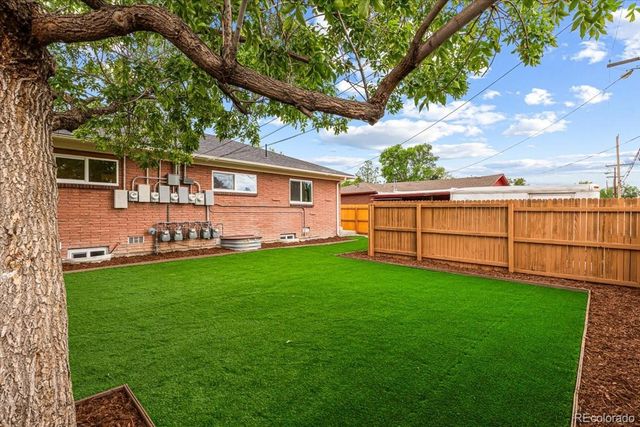 3385 N Kearney Street, Denver, CO 80207