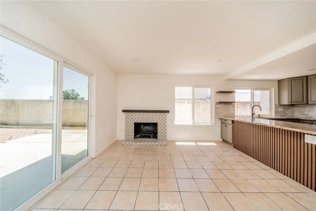 6239 Woodpine Avenue, San Bernardino, CA 92407