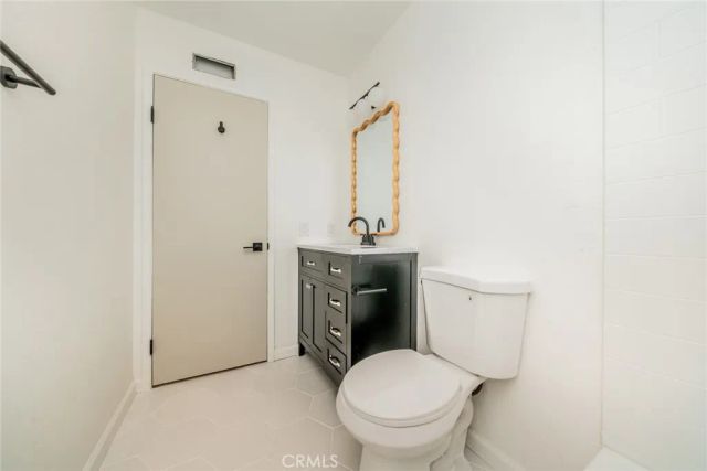 6239 Woodpine Avenue, San Bernardino, CA 92407