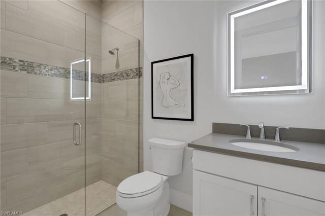 6136 Rodney Bay LN, Naples, FL 34113