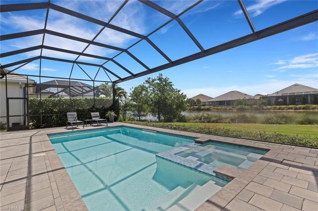 6136 Rodney Bay LN, Naples, FL 34113
