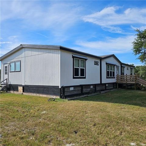 295 Griffith Dr, Rockport, TX 78382