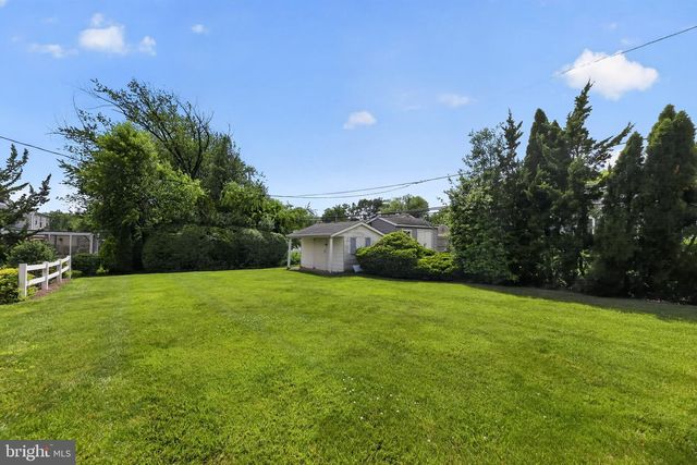 3902 SHELLEY RD, Huntingdon Valley, PA 19006