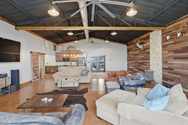 550 Manley Lane, Weatherford, TX 76088