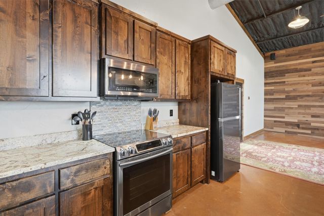 550 Manley Lane, Weatherford, TX 76088