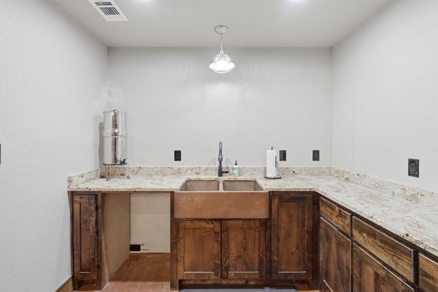 550 Manley Lane, Weatherford, TX 76088