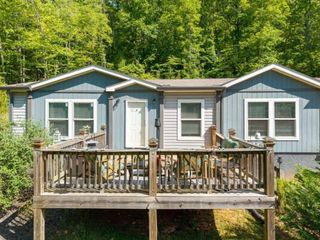 303 Rose Wood Lane, Ellijay, GA 30540