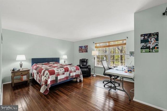 150 Nantwich Ct, Franklin Twp., NJ 08873