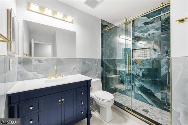 150 Nantwich Ct, Franklin Twp., NJ 08873