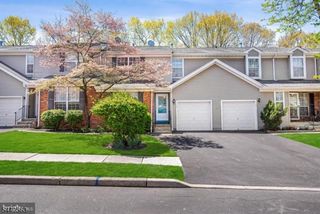 150 Nantwich Ct, Franklin Twp., NJ 08873