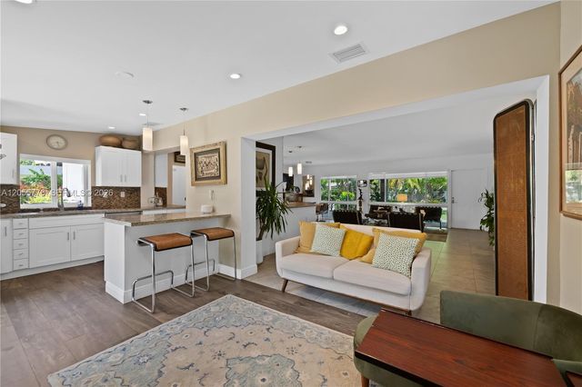 12900 SW 82nd Place, Pinecrest, FL 33156