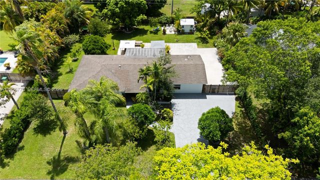 12900 SW 82nd Place, Pinecrest, FL 33156