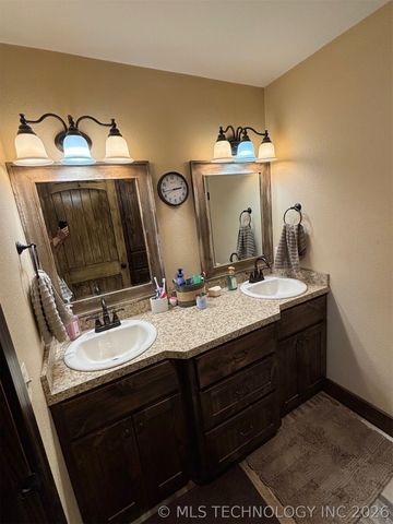 56926 S 36930 Road, Terlton, OK 74081