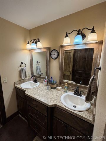 56926 S 36930 Road, Terlton, OK 74081