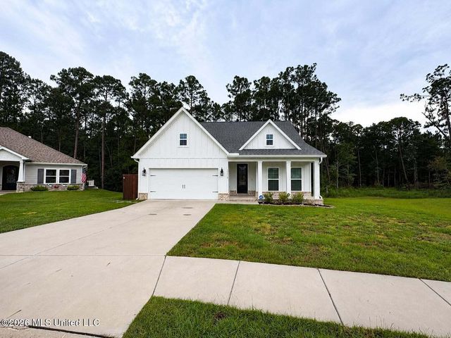 16810 W Landon Green Circle, Gulfport, MS 39503