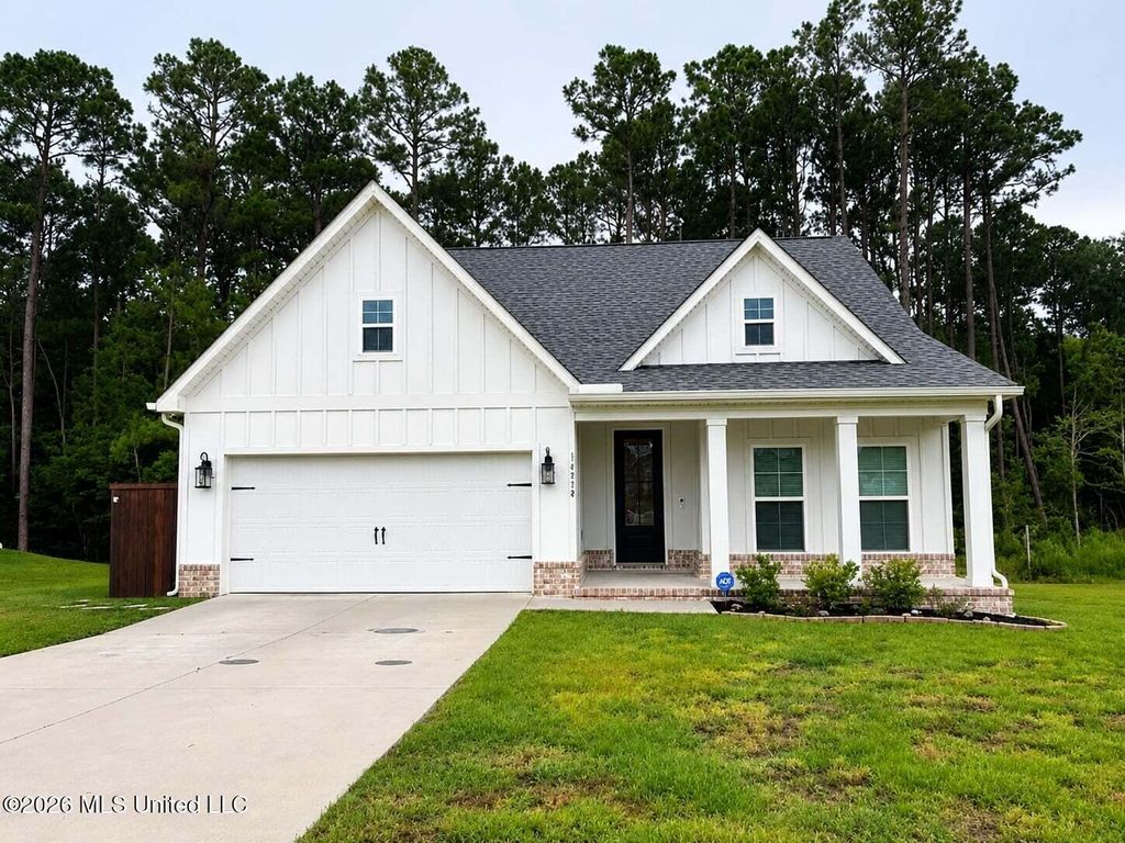 16810 W Landon Green Circle, Gulfport, MS 39503