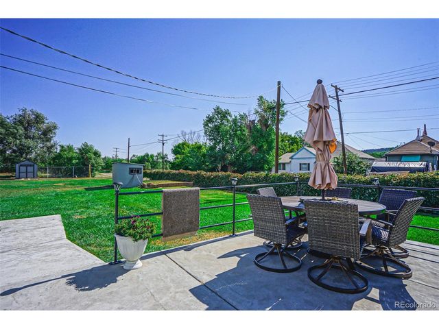 704 Lane St, Trinidad, CO 81082