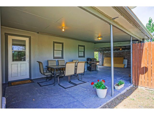 704 Lane St, Trinidad, CO 81082