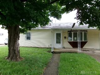 25 Westport Drive, Fairborn, OH 45324