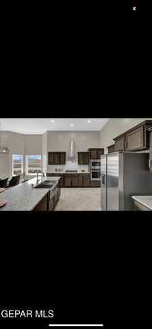 208 Olive Branch Trail, Santa Teresa, NM 88008