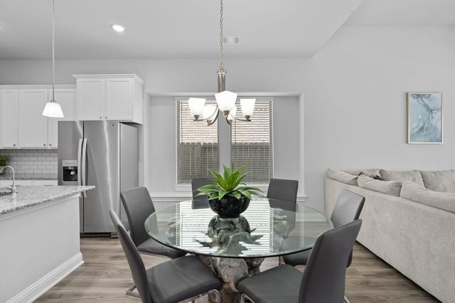 2106 Ironwood Pass Drive, Missouri City, TX 77459