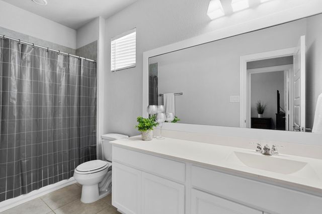 2106 Ironwood Pass Drive, Missouri City, TX 77459