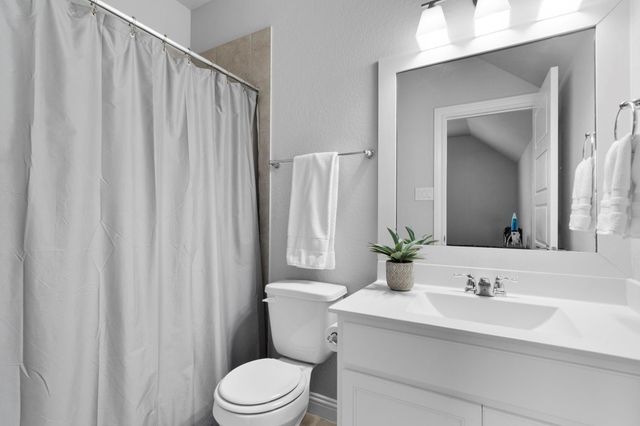 2106 Ironwood Pass Drive, Missouri City, TX 77459