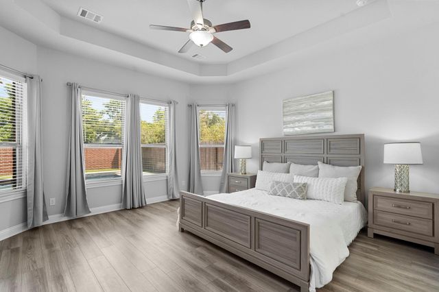 2106 Ironwood Pass Drive, Missouri City, TX 77459