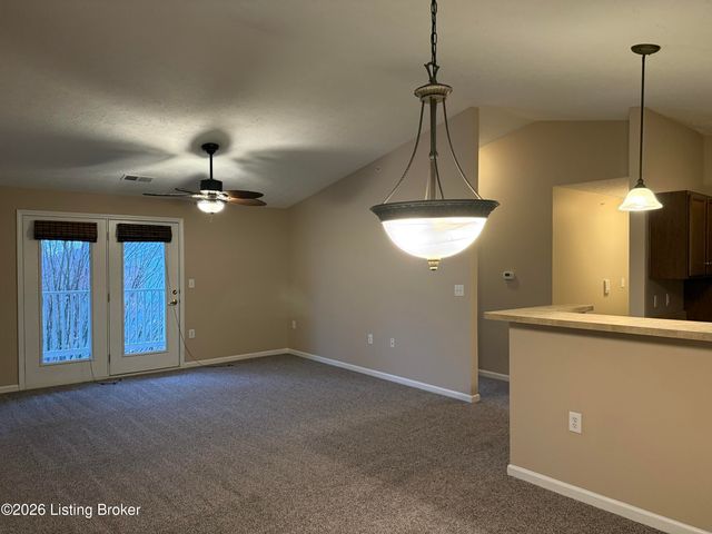 12102 Redspire Dr UNIT 301, Louisville, KY 40299