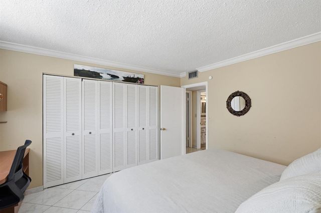 1601 S Ocean Drive 506, Hollywood, FL 33019