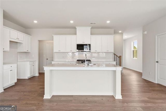 1331 Farmers Loop, Austell, GA 30106