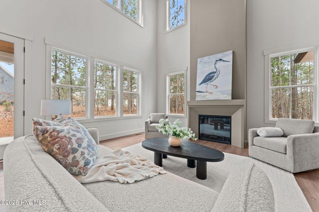 195 Sugar Sand Lane, West End, NC 27376