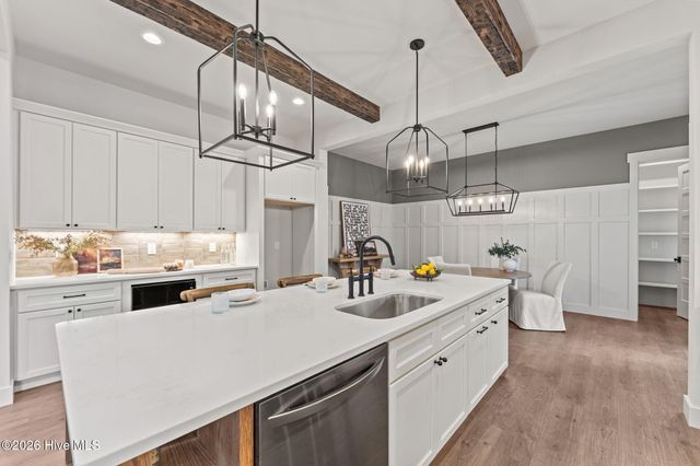 195 Sugar Sand Lane, West End, NC 27376