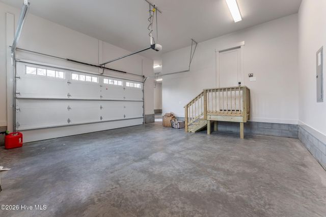 195 Sugar Sand Lane, West End, NC 27376