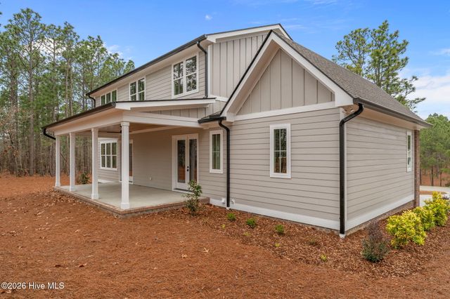 195 Sugar Sand Lane, West End, NC 27376